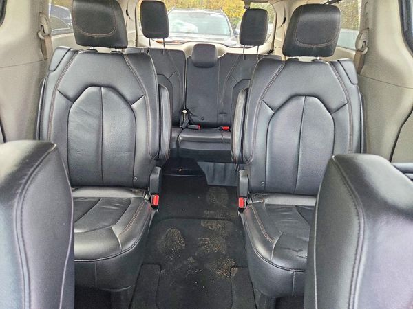 2017 CHRYSLER PACIFICA Touring L Plus — SUVN