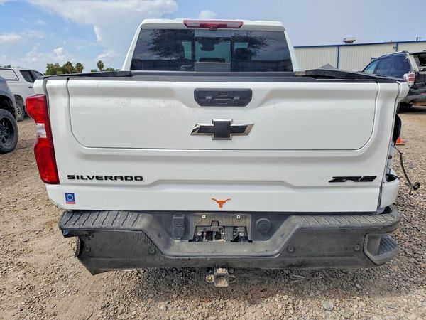 2025 CHEVROLET SILVERADO ZR2 — DIRR