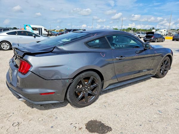 2019 FORD MUSTANG I4 Coupe — Passenger 3/4