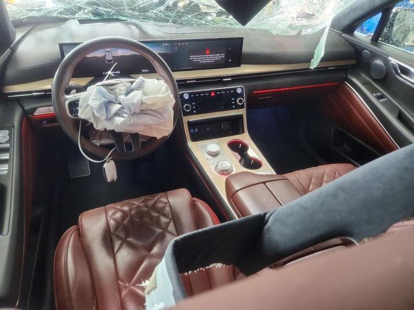 2025 GENESIS GV80 3.5T Prestige — CKPT