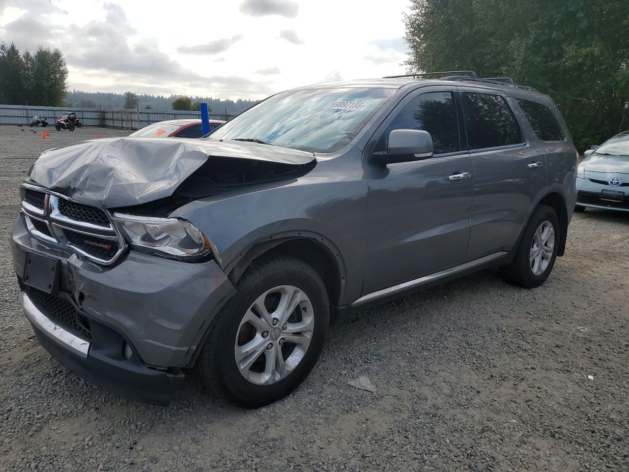 2013 DODGE DURANGO Crew — Front 3/4