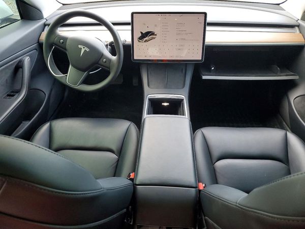 2021 TESLA MODEL 3 — CKPT
