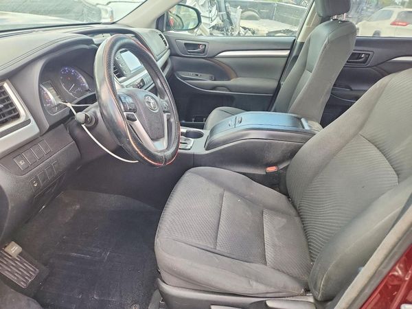 2018 TOYOTA HIGHLANDER LE/LE Plus — DENT