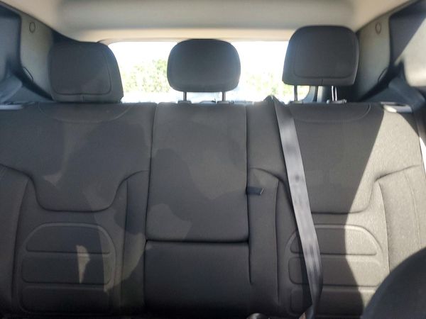 2021 JEEP RENEGADE Latitude — SUVN
