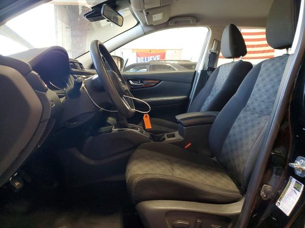 2019 NISSAN ROGUE SPORT — DENT