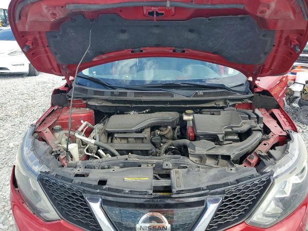 2018 NISSAN ROGUE SPORT — Engine bay