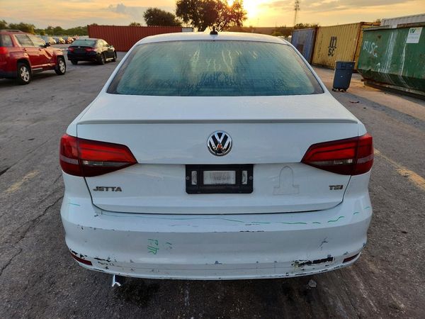 2017 VOLKSWAGEN JETTA Sport — DIRR