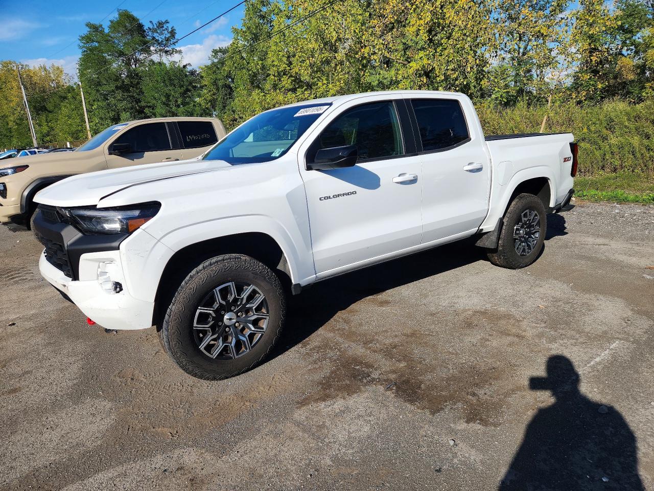 2024 CHEVROLET COLORADO Z71 — Front 3/4