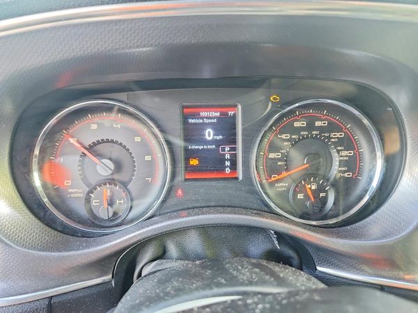 2014 DODGE CHARGER SE — ODOM