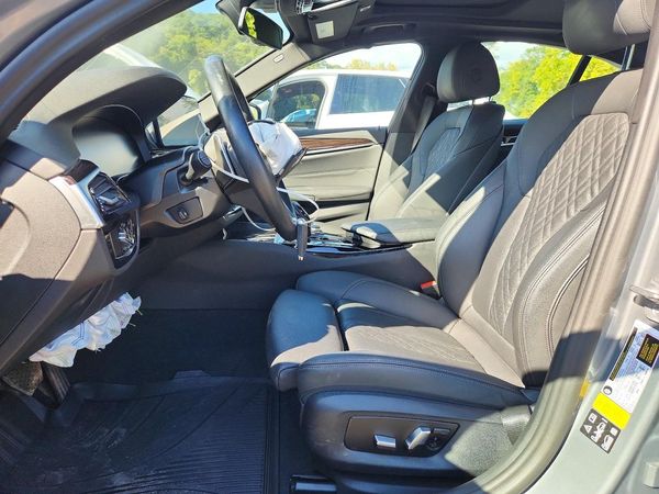 2023 BMW 540 — DENT