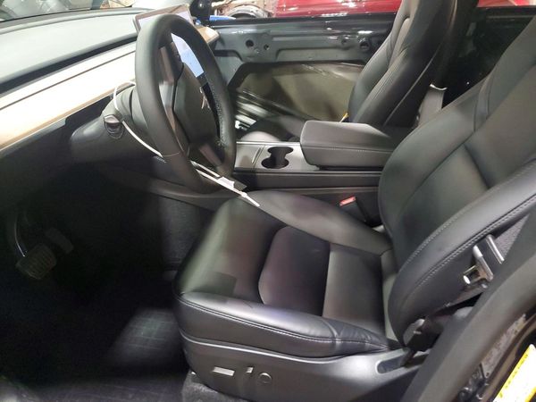 2024 TESLA MODEL Y — DENT