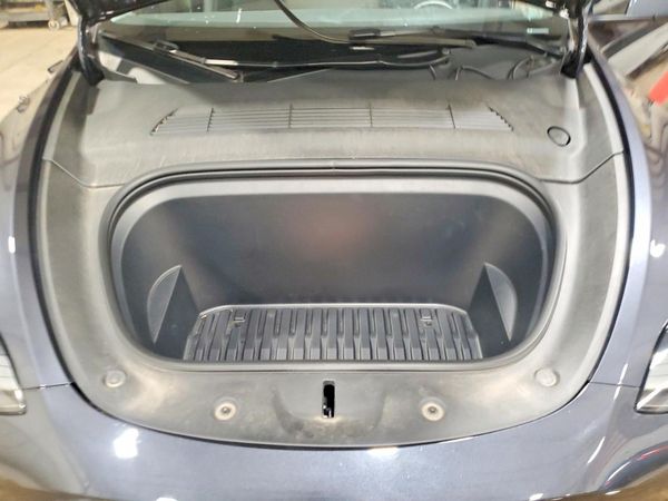 2024 TESLA MODEL Y — Engine bay
