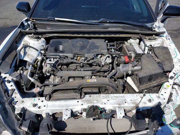2021 TOYOTA CAMRY XSE — Engine bay