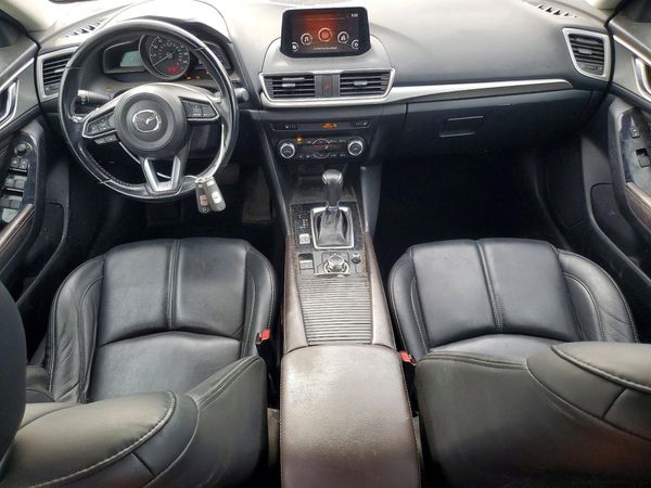 2018 MAZDA 3 Touring — CKPT