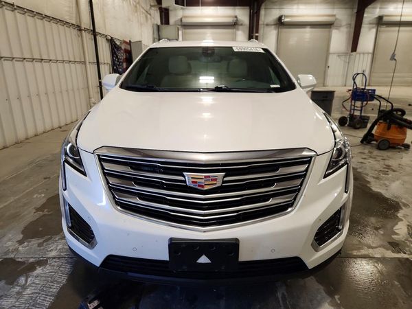2018 CADILLAC XT5 Luxury — DIRF