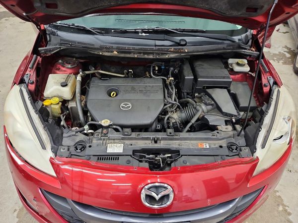 2014 MAZDA 5 Grand Touring/GT — Engine bay
