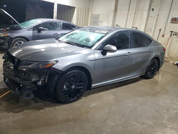 2026 TOYOTA CAMRY — DSFA — Front 3/4