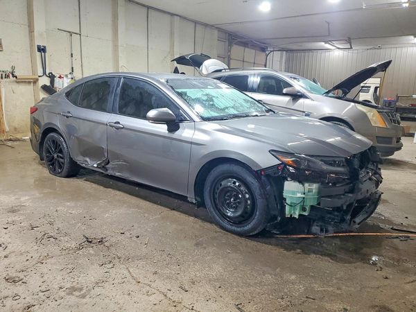 2026 TOYOTA CAMRY — Passenger 3/4
