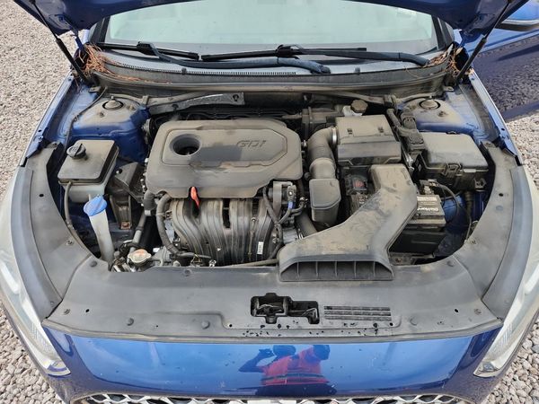 2019 HYUNDAI SONATA — Engine bay
