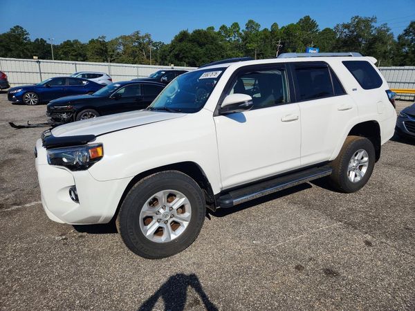 2018 TOYOTA 4RUNNER — DSFA — Front 3/4