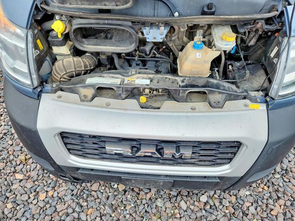 2020 RAM PROMASTER 3500 VF — Engine bay