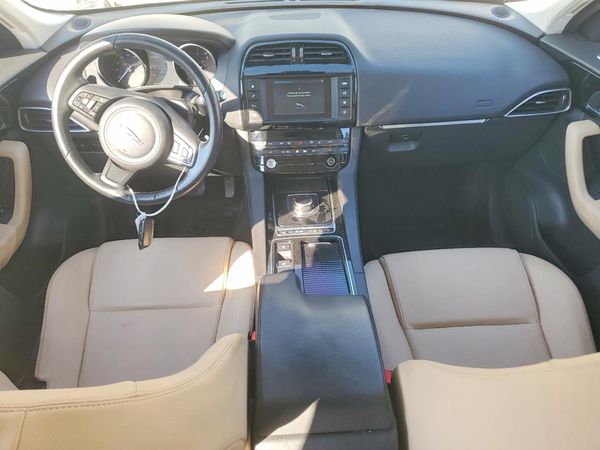 2018 JAGUAR F-PACE Premium — CKPT