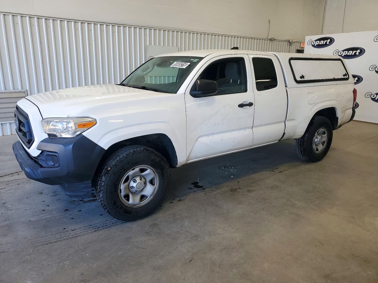 2021 TOYOTA TACOMA SR5 — Front 3/4