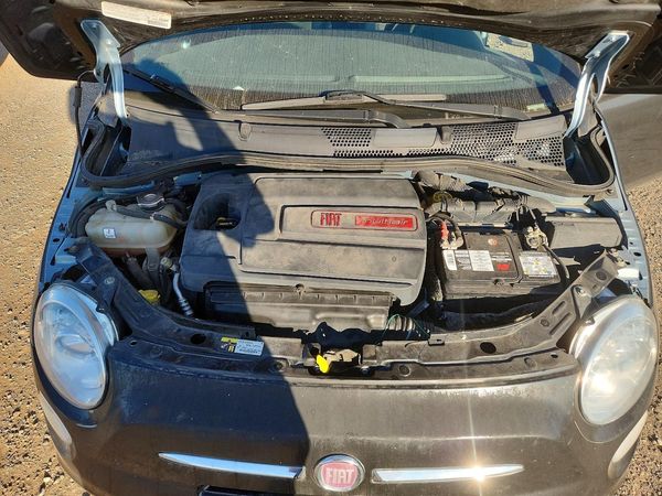 2015 FIAT 500 Sport — Engine bay