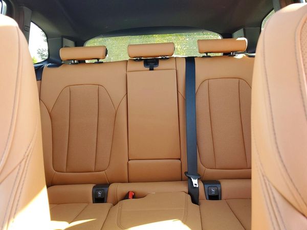 2024 BMW X3 xDrive30i SA — SUVN