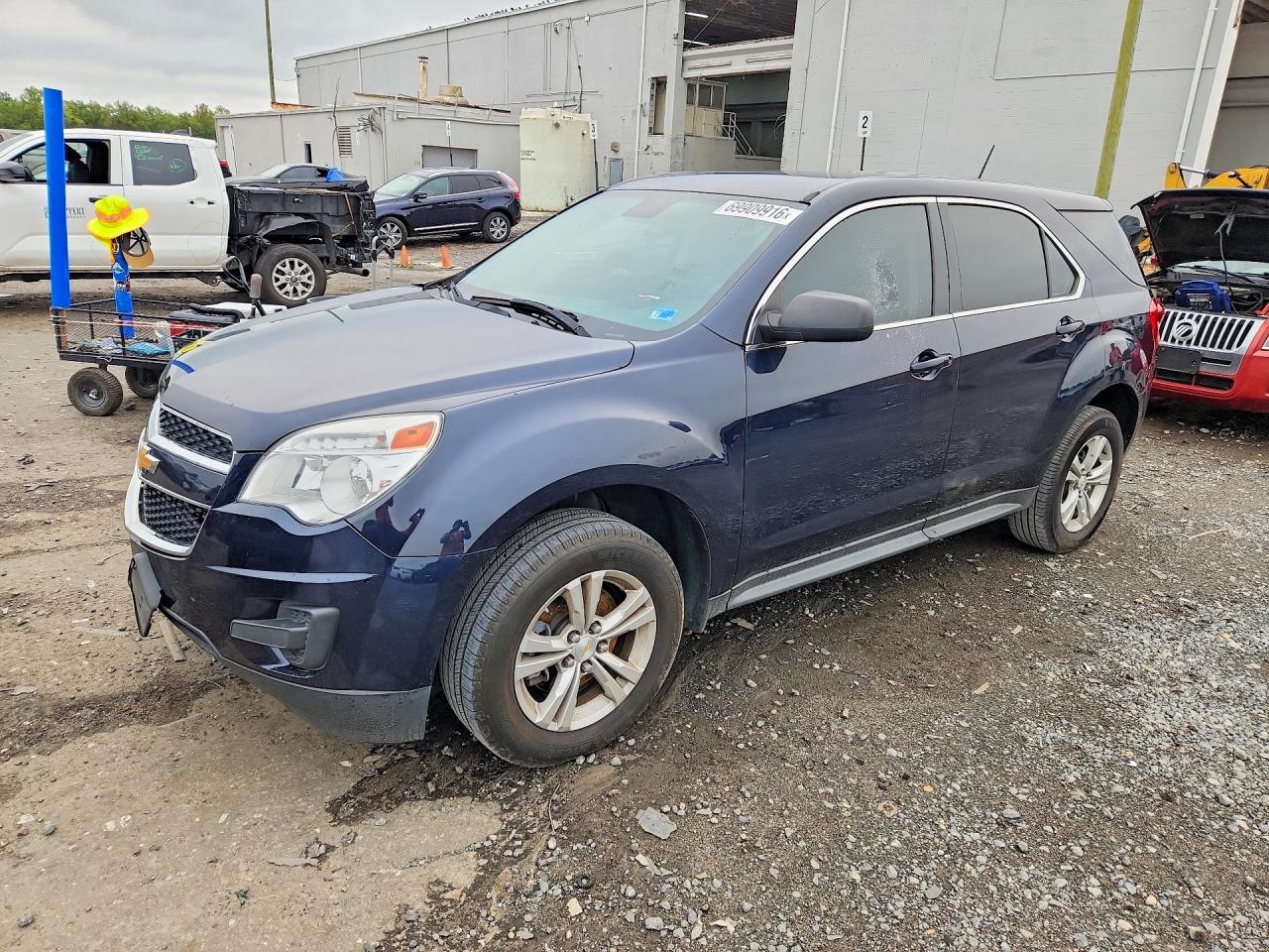 2015 CHEVROLET EQUINOX LS — Front 3/4
