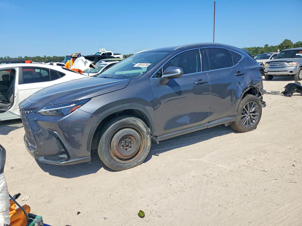 2024 LEXUS NX — Front 3/4