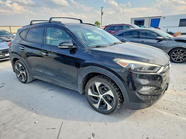 2016 HYUNDAI TUCSON — Passenger 3/4