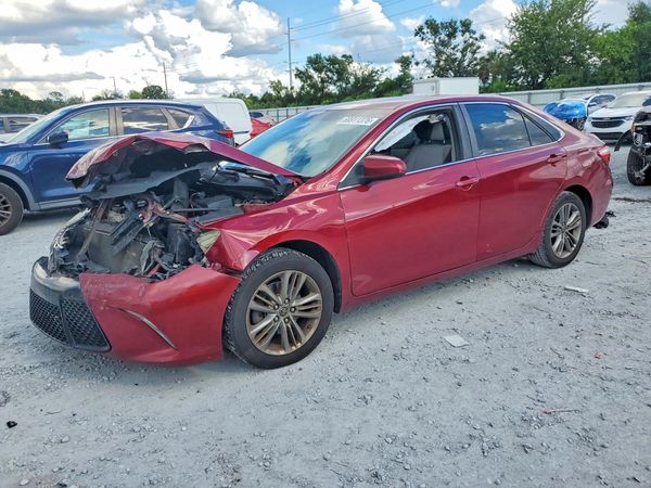 2016 TOYOTA CAMRY — DSFA — Front 3/4