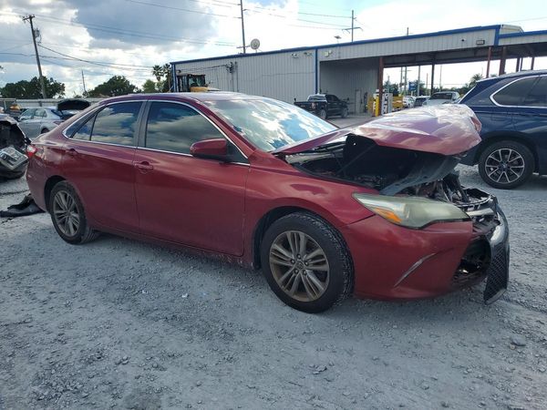 2016 TOYOTA CAMRY — Passenger 3/4