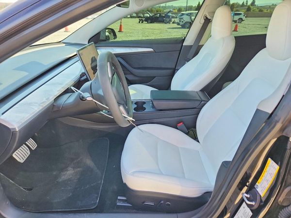2023 TESLA MODEL 3 — DENT