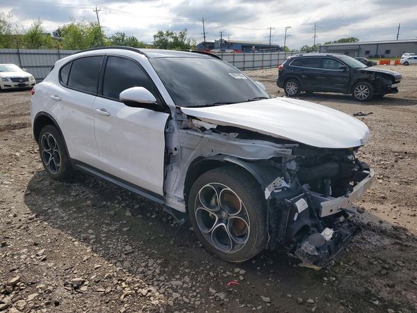 2022 ALFA ROMEO STELVIO TI AWD — Passenger 3/4