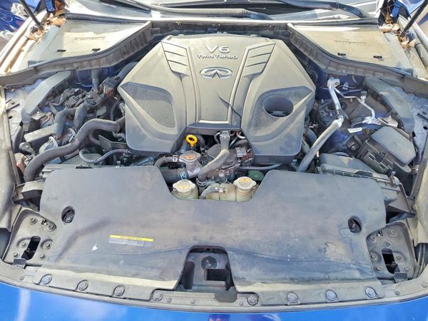 2019 INFINITI Q50 — Engine bay