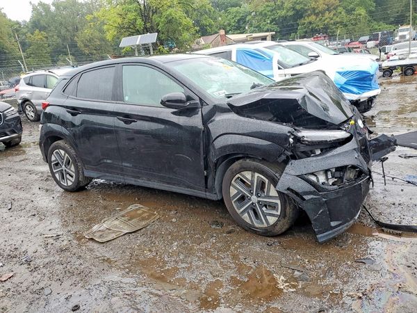2023 HYUNDAI KONA SE — Passenger 3/4