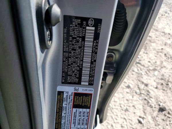 2017 TOYOTA CAMRY LE/SE/XLE/XSE — VINS