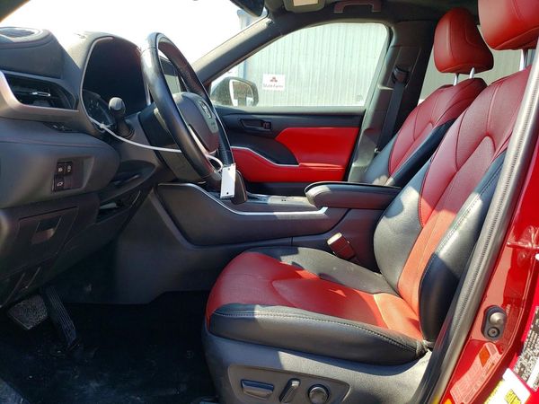 2023 TOYOTA HIGHLANDER — DENT