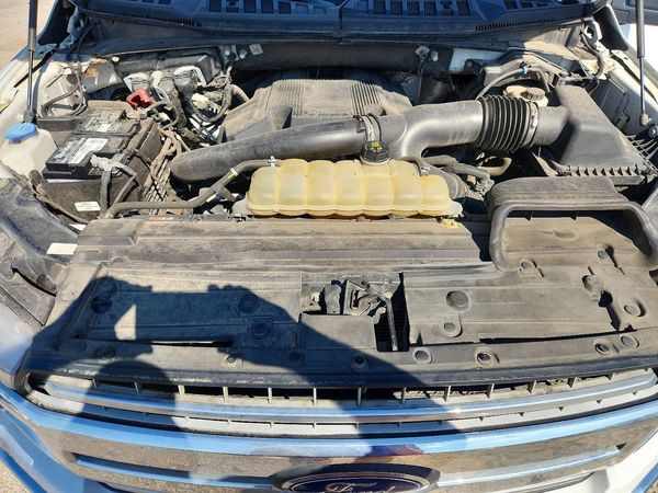 2020 FORD F150 — Engine bay
