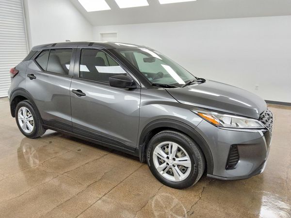 2023 NISSAN KICKS S — Passenger 3/4