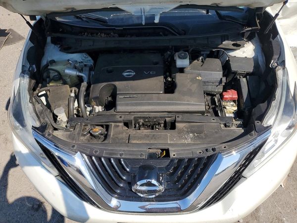 2018 NISSAN MURANO — Engine bay