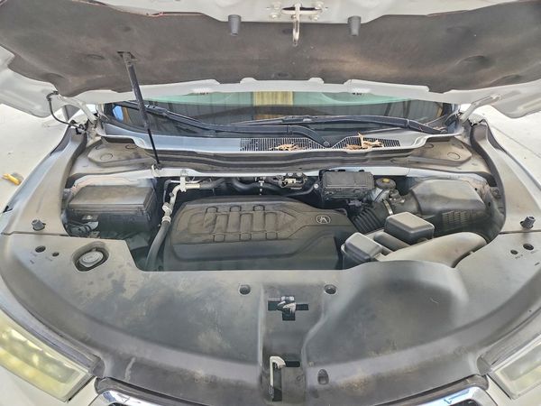 2017 ACURA MDX — Engine bay