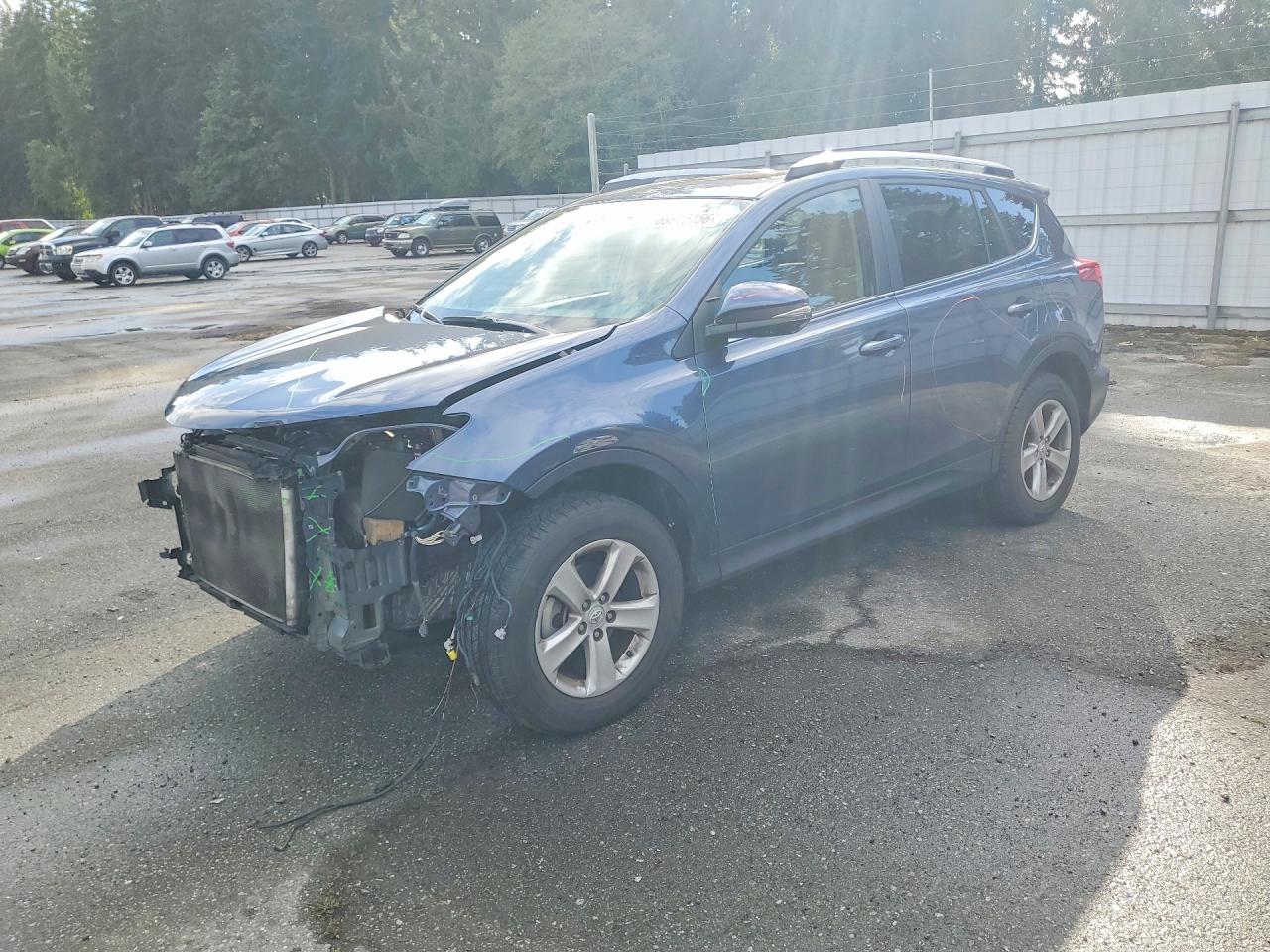 2014 TOYOTA RAV4 Sports — Front 3/4