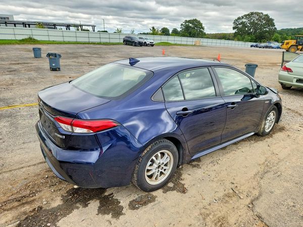 2021 TOYOTA COROLLA LE — PSRA