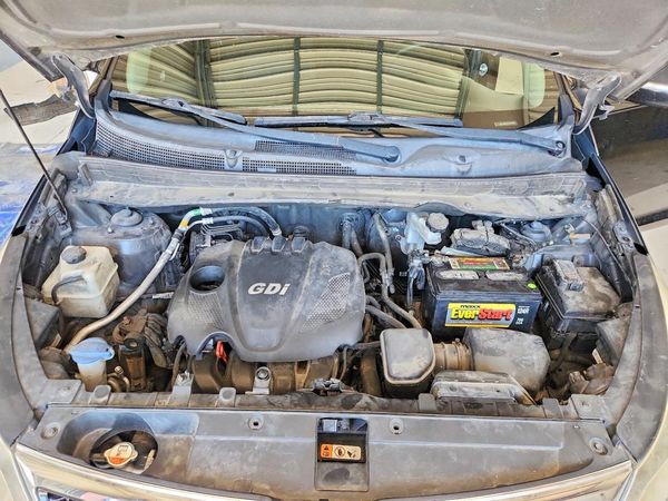 2014 KIA SPORTAGE LX — Engine bay