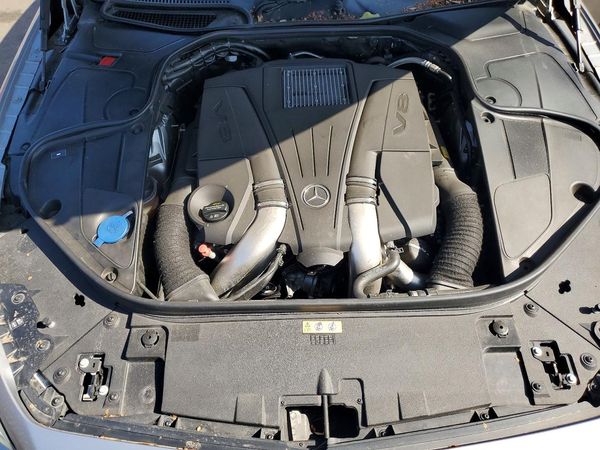 2017 MERCEDES-BENZ S — Engine bay