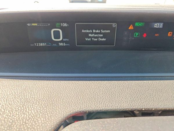 2020 TOYOTA PRIUS — ODOM