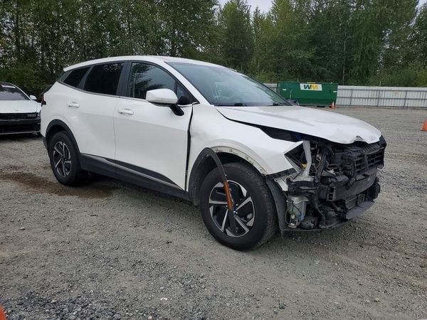 2023 KIA SPORTAGE LX — Passenger 3/4